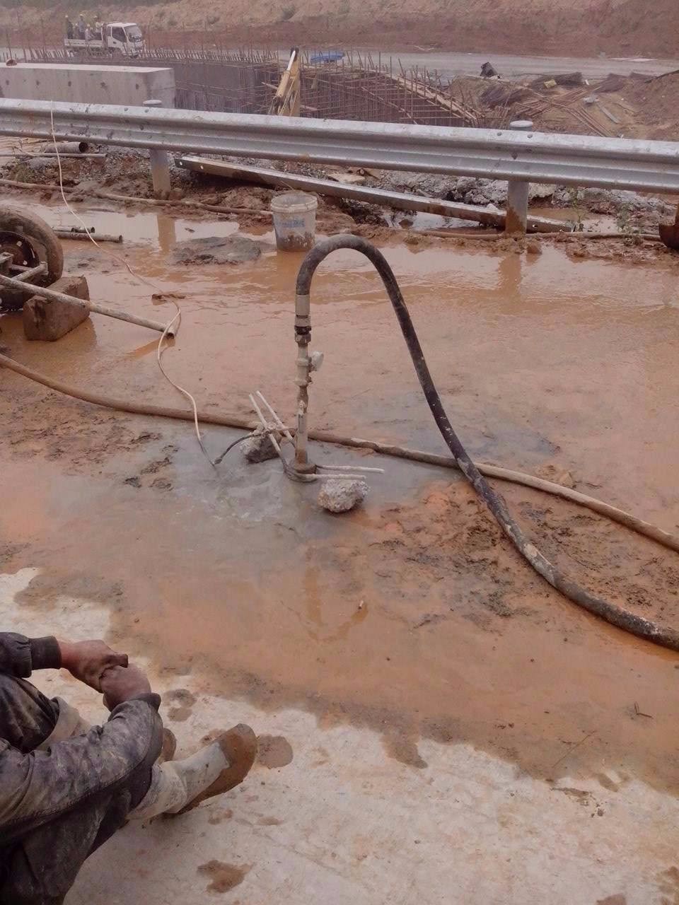 清新路基压密注浆